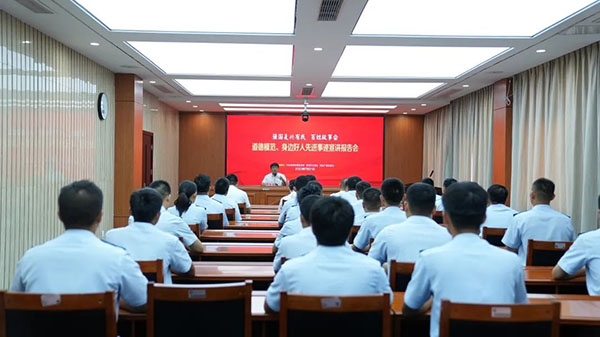 阜阳市举行道德模范、身边好人先进事迹宣讲报告会